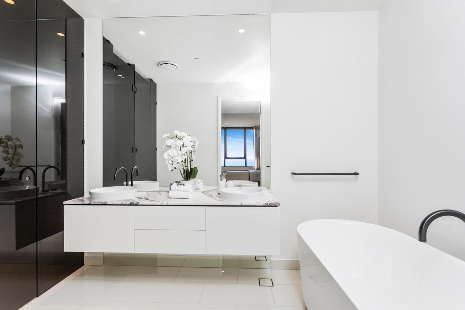 Magnoli - Hosted By Burleigh Letting Apartment