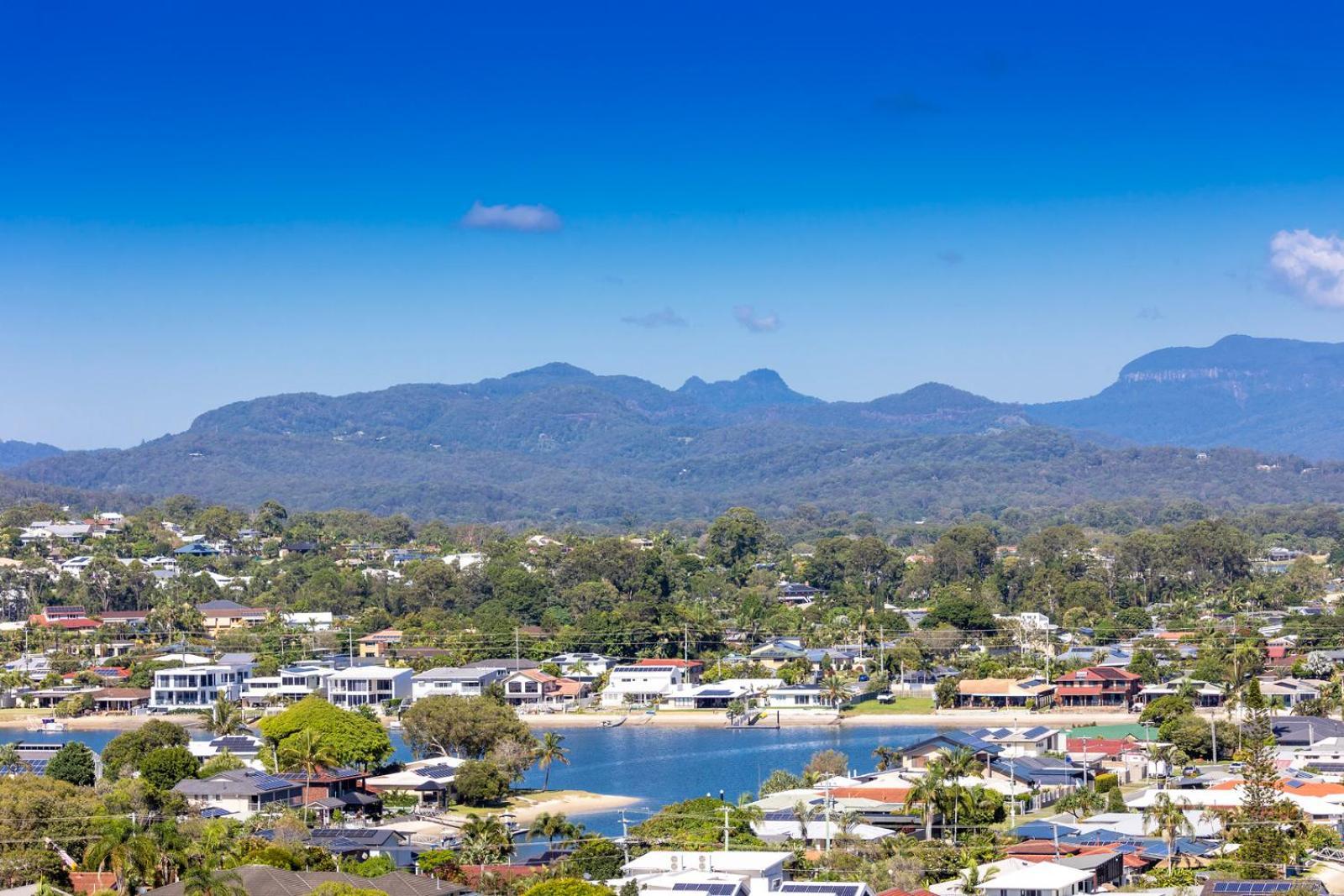 Magnoli - Hosted By Burleigh Letting * Gold Coast